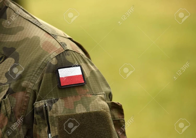 NASZYWKA POLSKI FLAGA NA RZEP MUNDUR MON WOJSKOWA TAKTYCZNA PATRIOTYCZNA